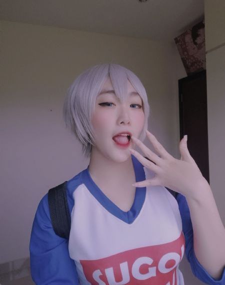婷婷婷久久久久_最新电影在线观看