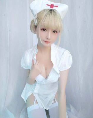 日本胸大公妇被公侵犯中文字幕_成人在线观看免费