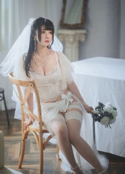 二女一杯原版在线观看_续集欧美成人在线