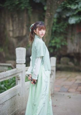 宁陵中学视频在线观看_蓝光免费在线观看