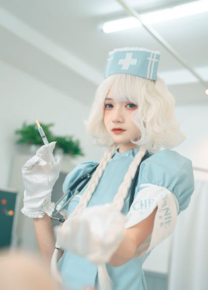 亚洲人毛耸耸隂户特写_720在线观看电视